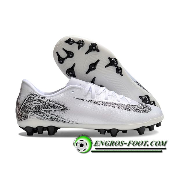 Nike Chaussures de Foot AIR ZOOM MERCURIAL VAPOR XVI ACADEMY X MBAPPE AG Blanc/Noir